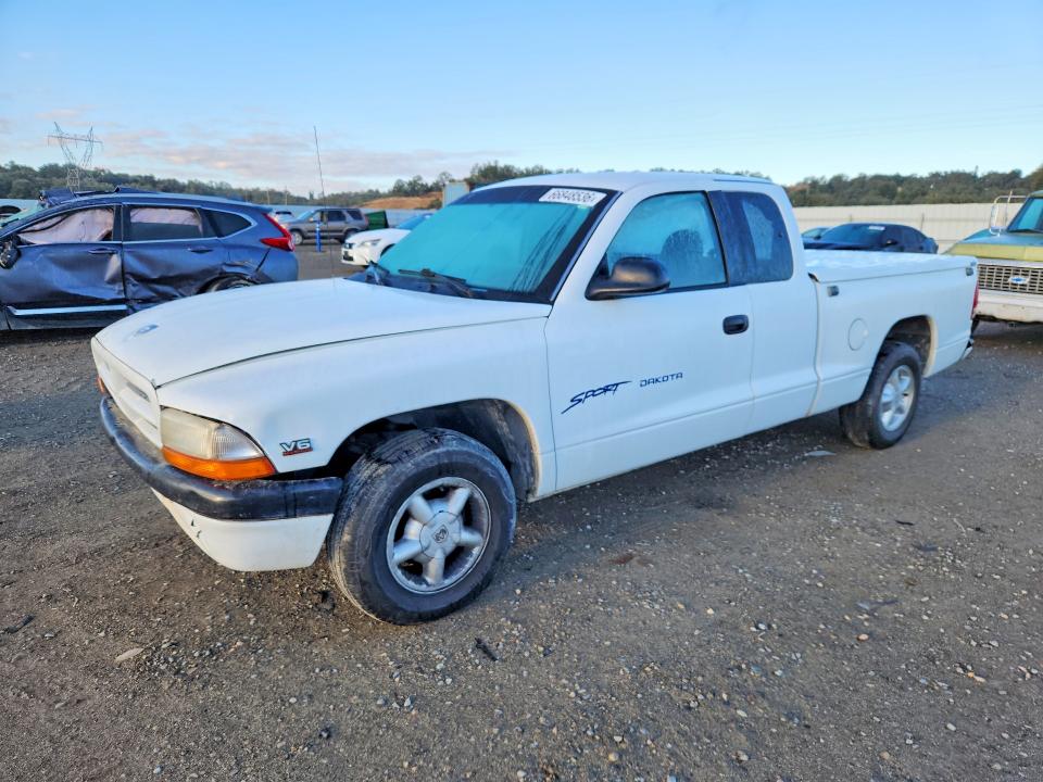 2000 Dodge Dakota მანქანა იყიდება აუქციონზე, vin: 1B7GL22X8YS672223, აუქციონის ნომერი: 66848536
