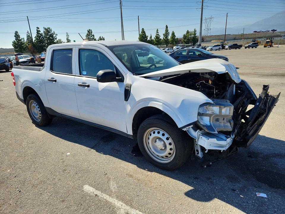 Продаж на аукціоні авто 2025 Ford Maverick, vin: 3FTTW8A3XSRA03543, номер лоту: 68898406
