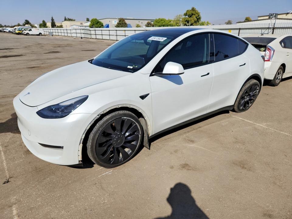 Auction sale of the 2022 Tesla Model Y, vin: 7SAYGDEF7NF410230, lot number: 69415626