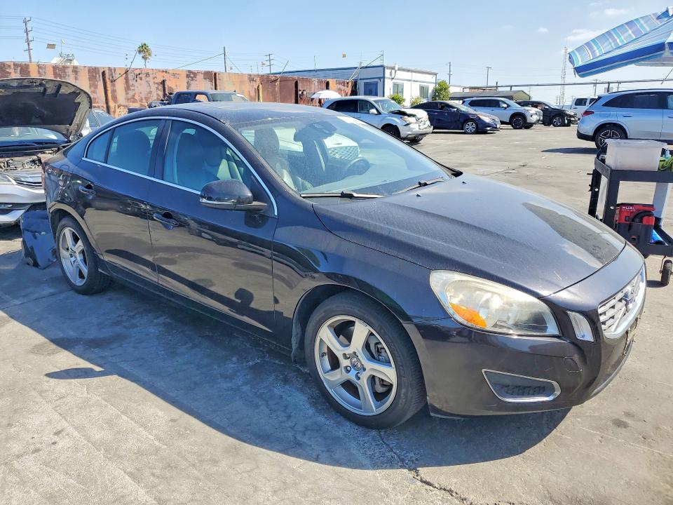 2012 Volvo S60 მანქანა იყიდება აუქციონზე, vin: YV1622FS6C2140534, აუქციონის ნომერი: 70342426