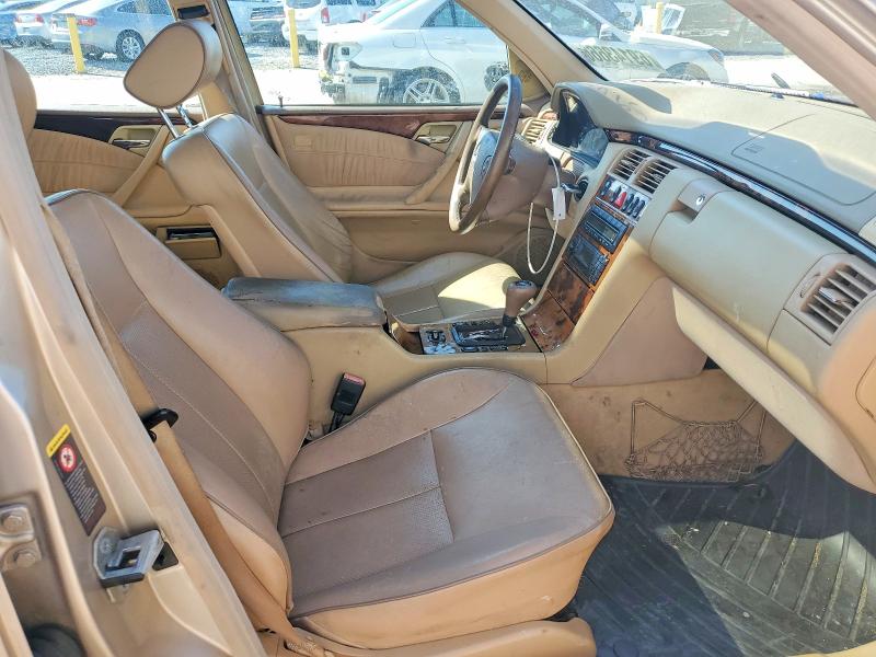 2002 Mercedes-benz E მანქანა იყიდება აუქციონზე, vin: WDBJF65J72B500492, აუქციონის ნომერი: 69143666