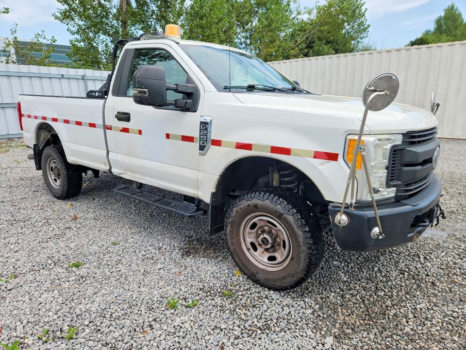 Auction sale of the 2017 Ford F250, vin: 1FTBF2B6XHED37116, lot number: 62805446