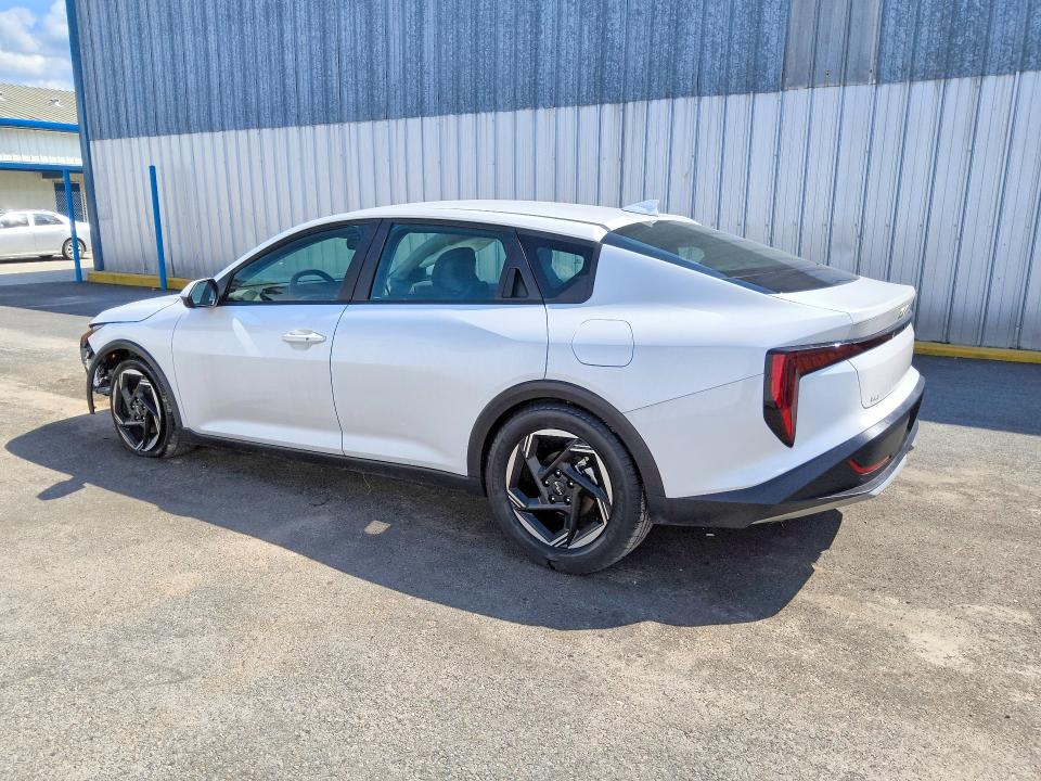 Продажа на аукционе авто 2025 Kia K4, vin: 3KPFU4DE1SE013264, номер лота: 68591766