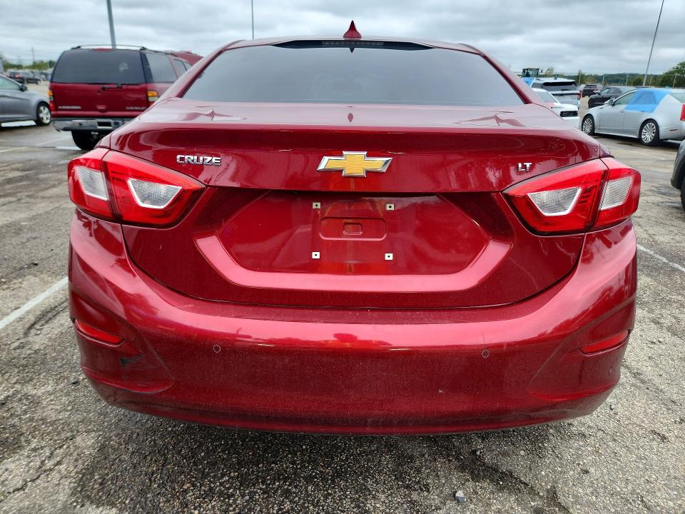 69480656 :رقم المزاد ، 1G1BE5SM2K7141873 vin ، 2019 Chevrolet Cruze مزاد بيع