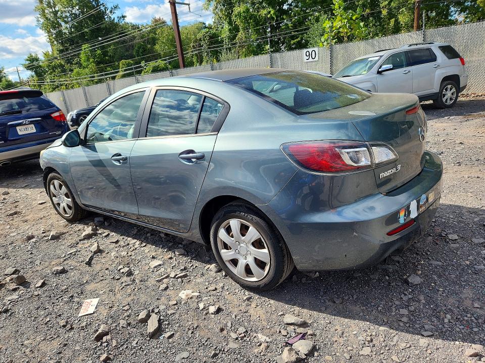 69604476 :رقم المزاد ، JM1BL1UP1D1810492 vin ، 2013 Mazda 3 مزاد بيع