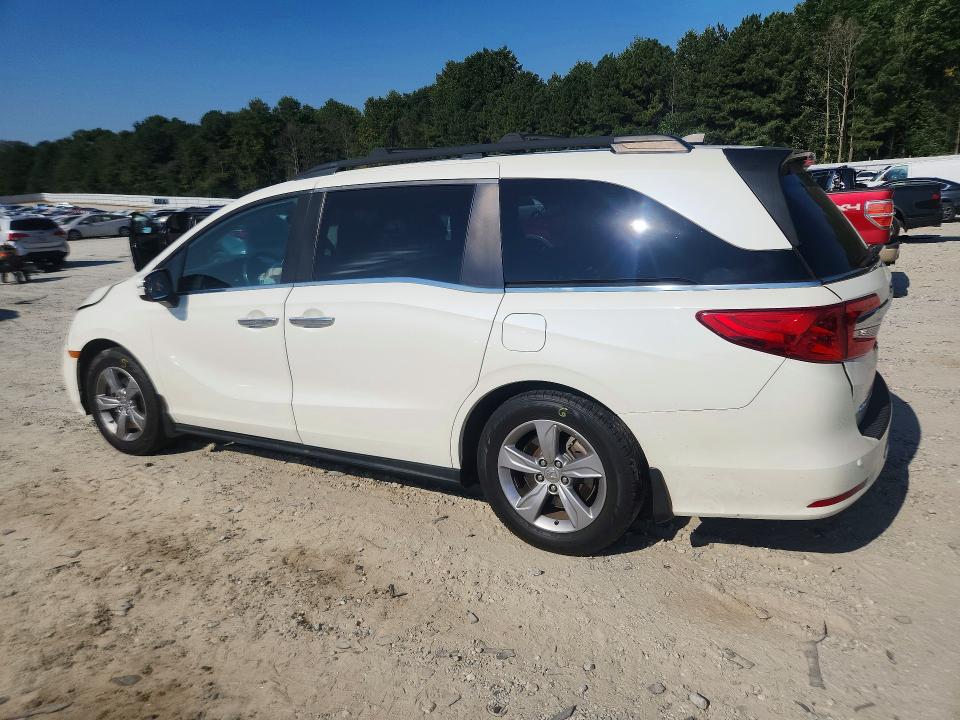 2018 Honda Odyssey მანქანა იყიდება აუქციონზე, vin: 5FNRL6H73JB102317, აუქციონის ნომერი: 67600316