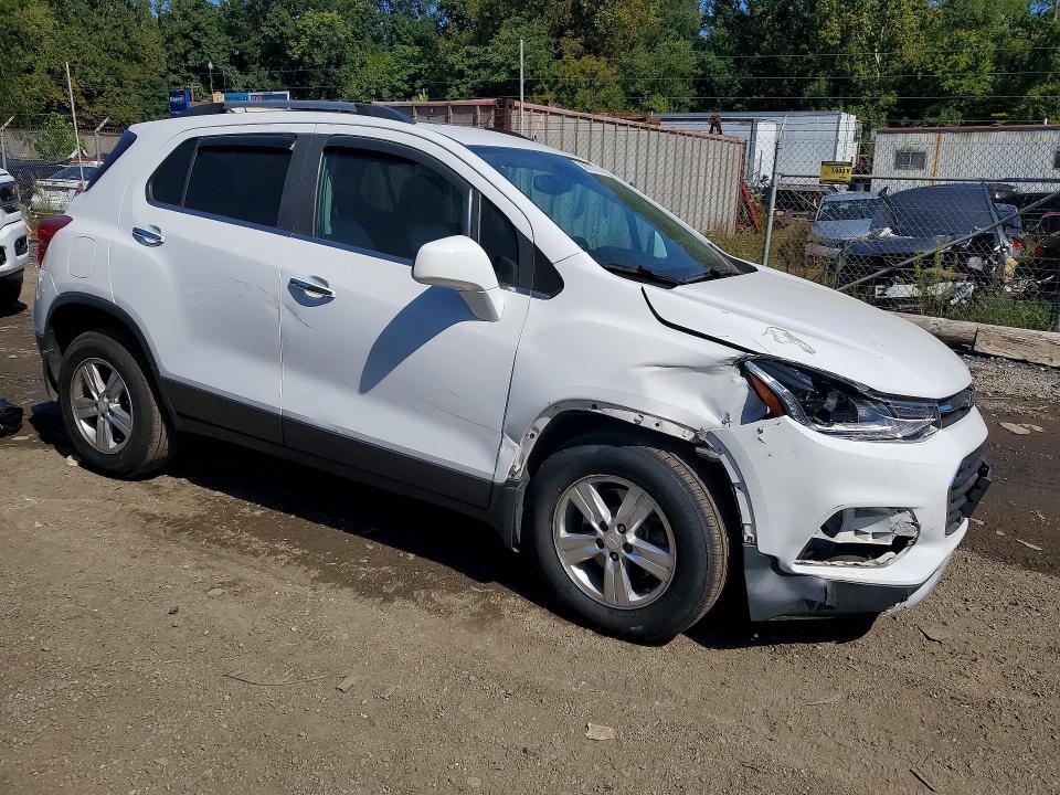 68670776 :رقم المزاد ، 3GNCJPSBXHL225078 vin ، 2017 Chevrolet Trax مزاد بيع