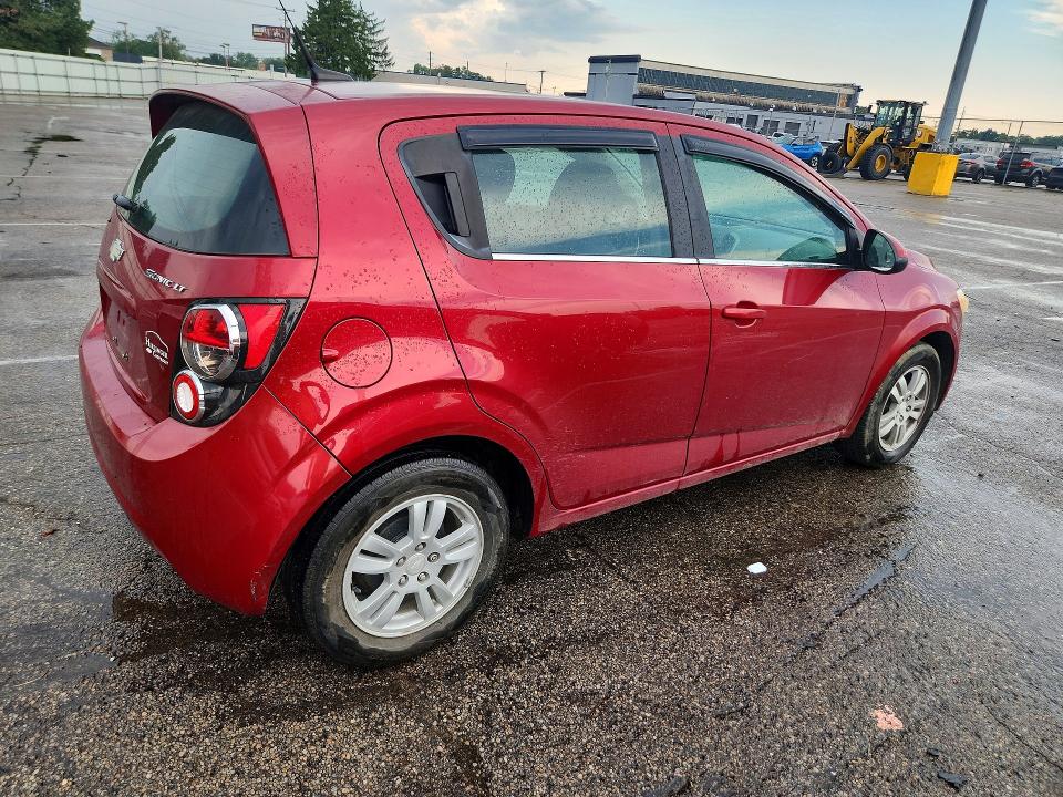 69044336 :رقم المزاد ، 1G1JC6SH2E4206222 vin ، 2014 Chevrolet Sonic مزاد بيع
