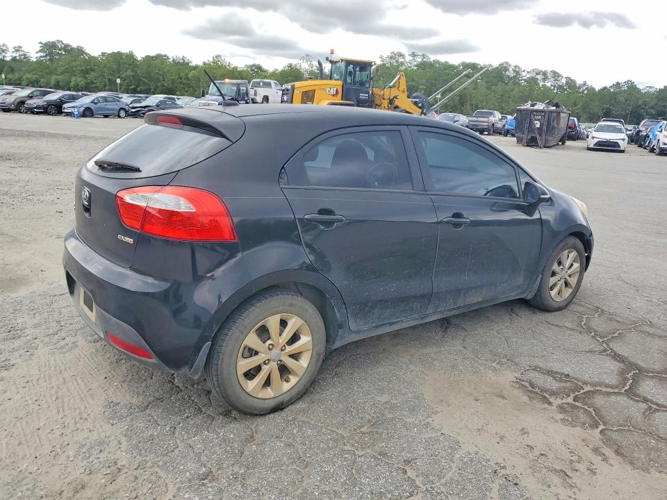 2014 Kia Rio მანქანა იყიდება აუქციონზე, vin: KNADN5A38E6386127, აუქციონის ნომერი: 67805326