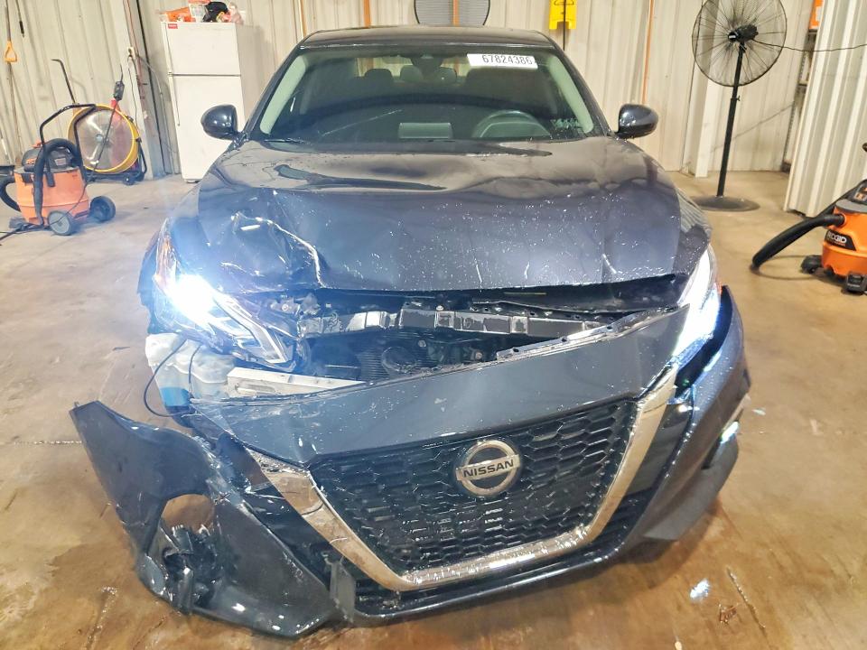 Продажа на аукционе авто 2020 Nissan Altima, vin: 1N4BL4DV1LC189926, номер лота: 67824386