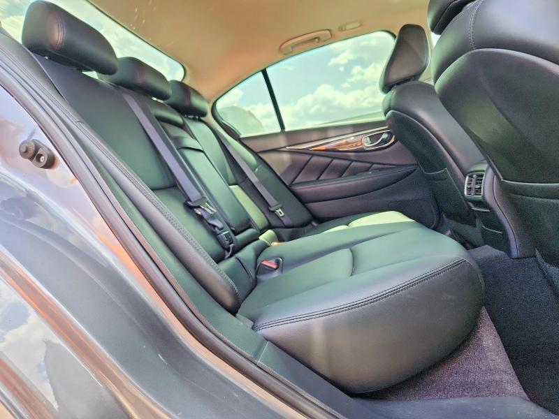 67875226 :رقم المزاد ، JN1EV7AP9JM354866 vin ، 2018 Infiniti Q50 مزاد بيع
