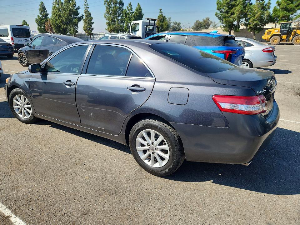 2011 Toyota Camry მანქანა იყიდება აუქციონზე, vin: 4T1BK3EK5BU128028, აუქციონის ნომერი: 70144416