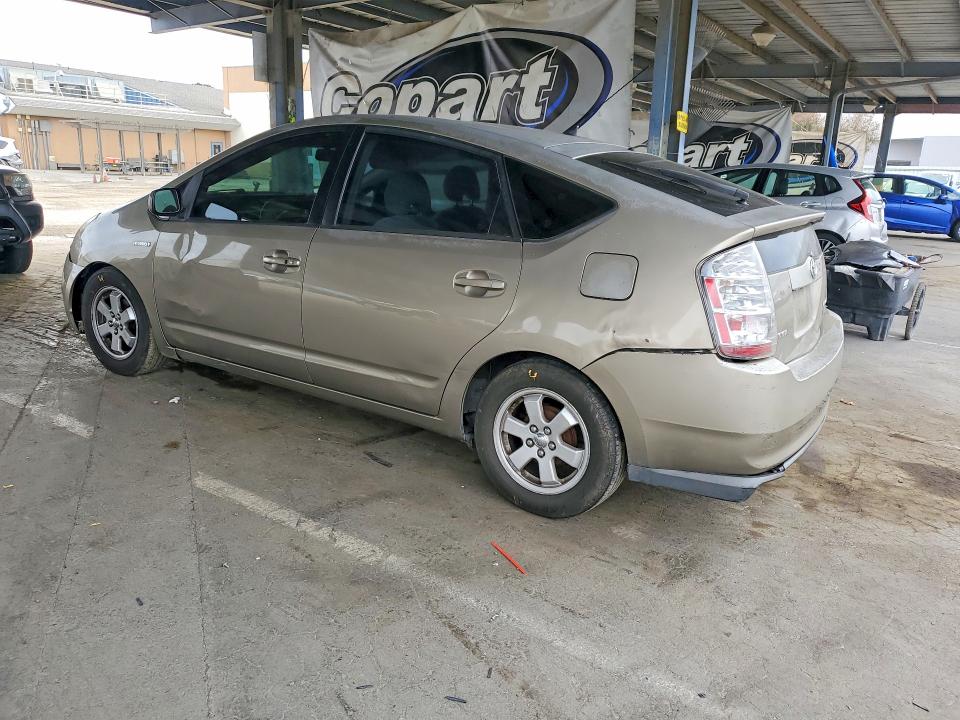 2006 Toyota Prius მანქანა იყიდება აუქციონზე, vin: JTDKB22U663136106, აუქციონის ნომერი: 70655336