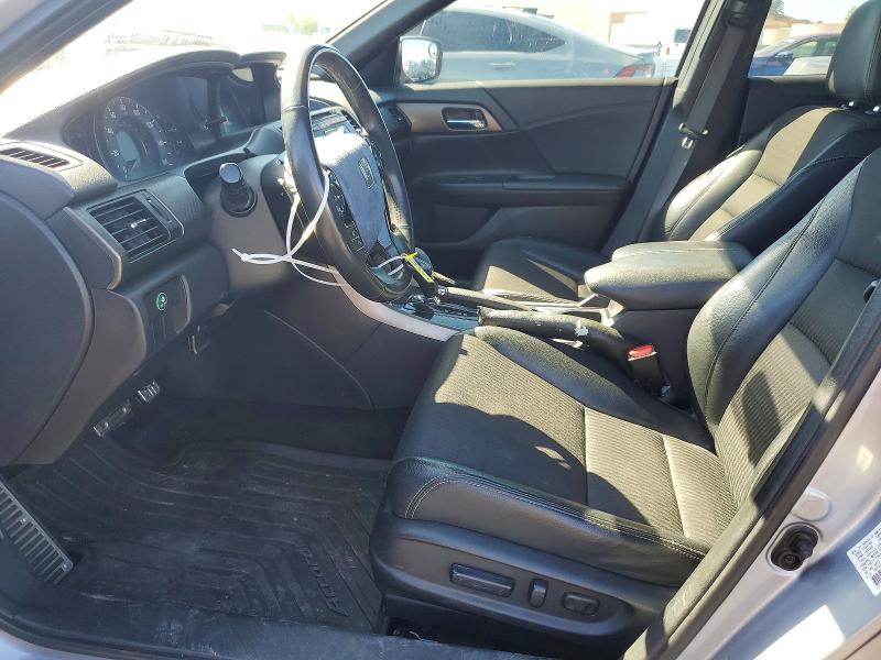 Aukcja sprzedaży 2017 Honda Accord, vin: 1HGCR2F57HA137302, numer aukcji: 69337856