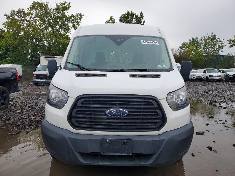 69681586 :رقم المزاد ، 1FTYE2CM8JKB33559 vin ، 2018 Ford Transit مزاد بيع