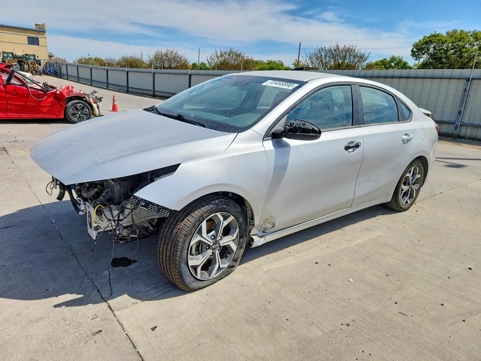 70466896 :رقم المزاد ، 3KPF24AD3ME334288 vin ، 2021 Kia Forte مزاد بيع