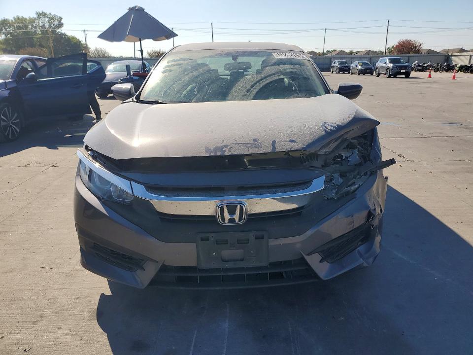 2018 Honda Civic მანქანა იყიდება აუქციონზე, vin: 2HGFC2F55JH592056, აუქციონის ნომერი: 69814066