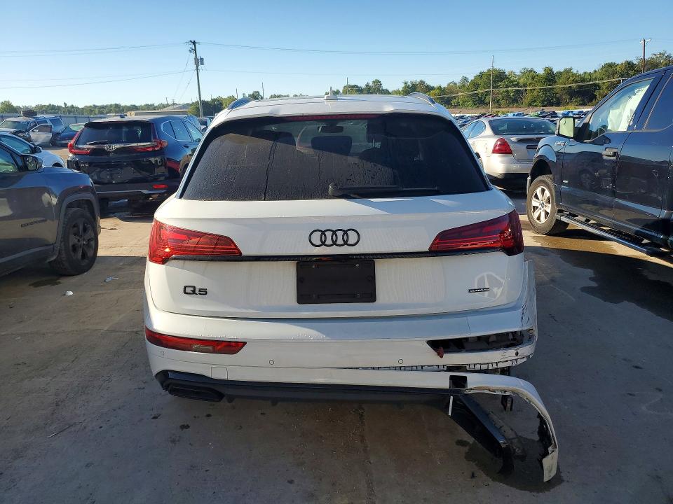 70222936 :رقم المزاد ، WA1EAAFY5P2015883 vin ، 2023 Audi Q5 مزاد بيع
