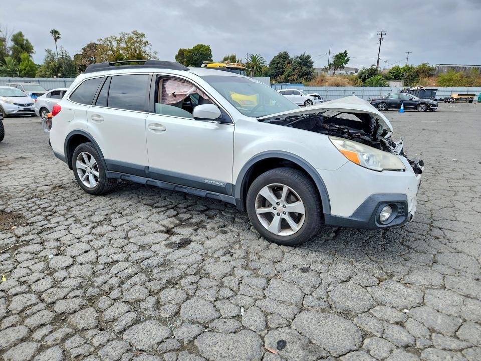 Продажа на аукционе авто 2014 Subaru Outback, vin: 4S4BRBCC6E3237352, номер лота: 67903786