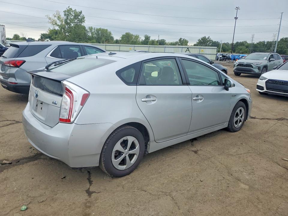 69491606 :رقم المزاد ، JTDKN3DU2F0394988 vin ، 2015 Toyota Prius مزاد بيع