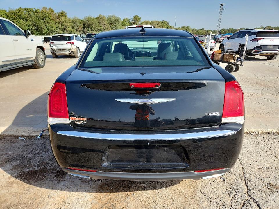 Aukcja sprzedaży 2015 Chrysler 300, vin: 2C3CCAAG2FH832809, numer aukcji: 68785866