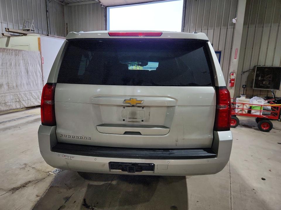 Продажа на аукционе авто 2015 Chevrolet Suburban, vin: 1GNSKJKC7FR637074, номер лота: 69289036