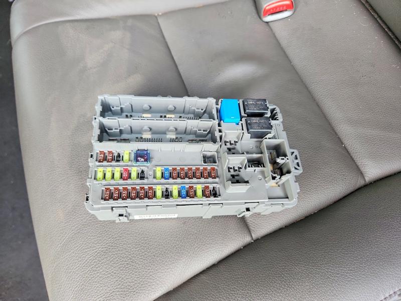 67462506 :رقم المزاد ، 5FNRL5H66EB053864 vin ، 2014 Honda Odyssey مزاد بيع