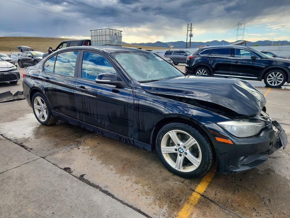 2013 Bmw 320 მანქანა იყიდება აუქციონზე, vin: WBA3C3C51DF981002, აუქციონის ნომერი: 68267196