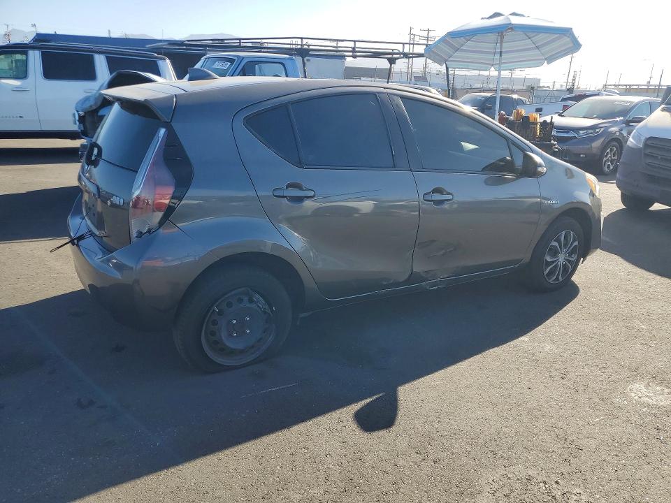 2016 Toyota Prius C მანქანა იყიდება აუქციონზე, vin: JTDKDTB34G1122631, აუქციონის ნომერი: 70382206