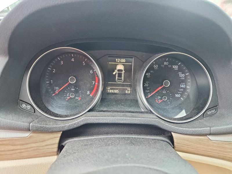 68433496 :رقم المزاد ، 1VWBT7A33GC015776 vin ، 2016 Volkswagen Passat مزاد بيع