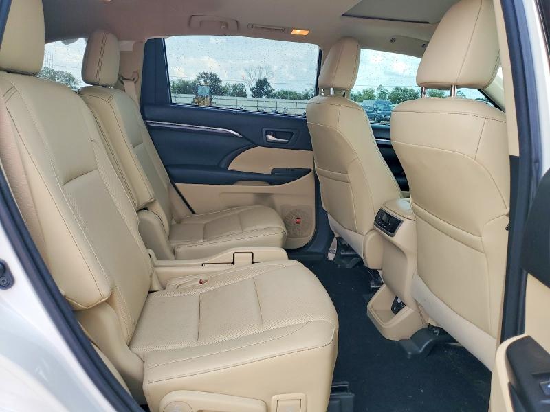 2015 Toyota Highlander მანქანა იყიდება აუქციონზე, vin: 5TDYKRFH8FS108063, აუქციონის ნომერი: 68884606