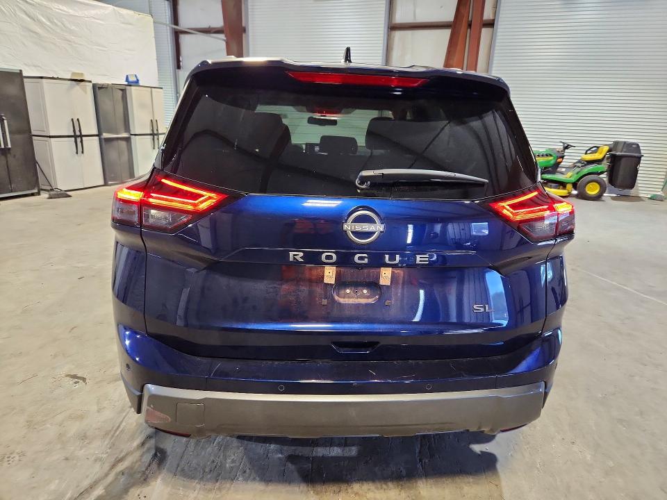 Продаж на аукціоні авто 2026 Nissan Rogue, vin: 5N1BT3CA4TC811188, номер лоту: 69496626