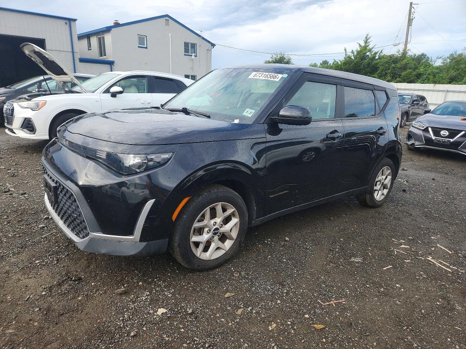 67316566 :رقم المزاد ، KNDJ23AU6P7842618 vin ، 2023 Kia Soul مزاد بيع