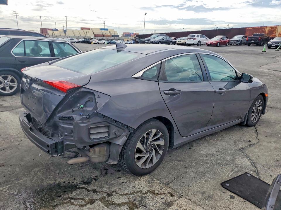 2017 Honda Civic მანქანა იყიდება აუქციონზე, vin: 2HGFC2F75HH545671, აუქციონის ნომერი: 68186516