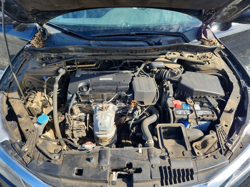 68660136 :رقم المزاد ، 1HGCR2F59HA242200 vin ، 2017 Honda Accord مزاد بيع
