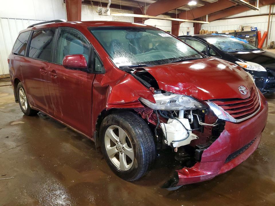 Aukcja sprzedaży 2017 Toyota Sienna, vin: 5TDKZ3DCXHS815450, numer aukcji: 67895236