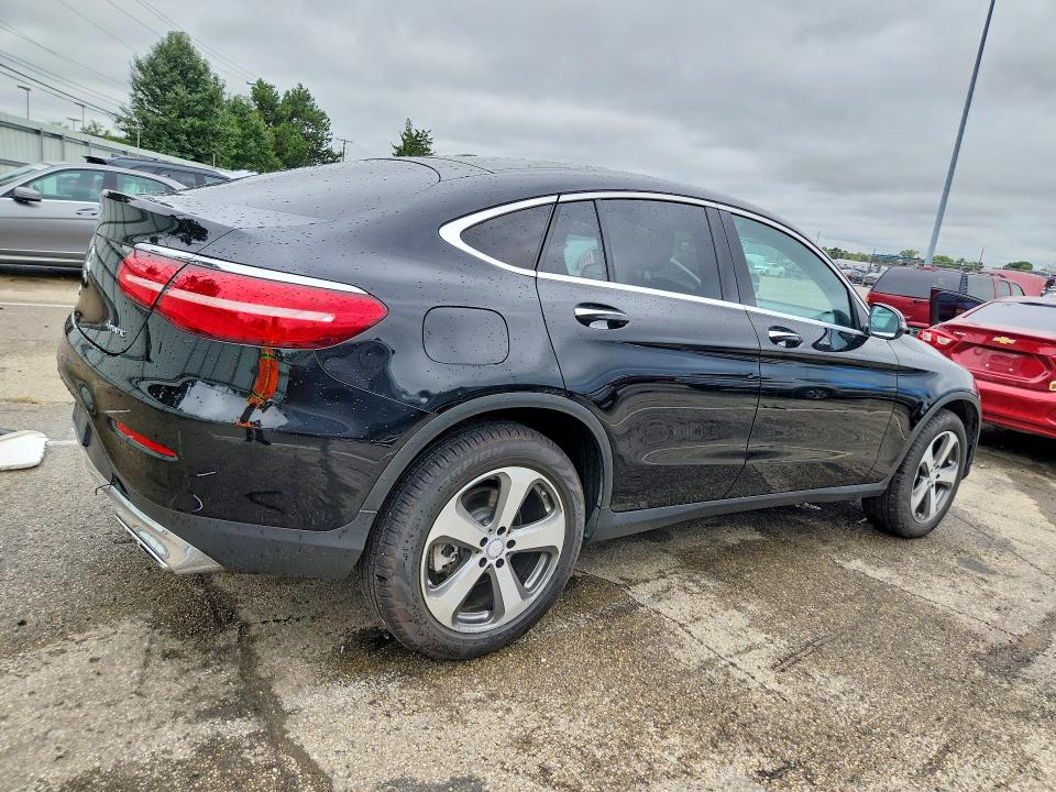 Продаж на аукціоні авто 2017 Mercedes-benz Glc Coupe, vin: WDC0J4KB4HF190939, номер лоту: 69776756