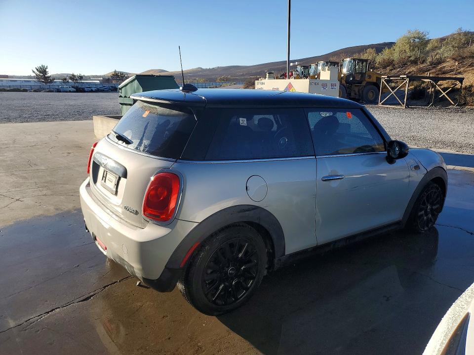 Aukcja sprzedaży 2017 Mini Cooper, vin: WMWXP5C34H2F61086, numer aukcji: 69498666