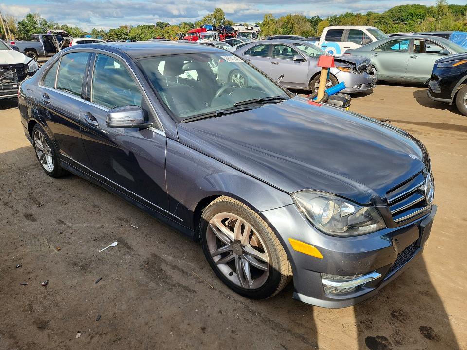 Продажа на аукционе авто 2014 Mercedes-benz C, vin: WDDGF8AB7EG208568, номер лота: 69846346