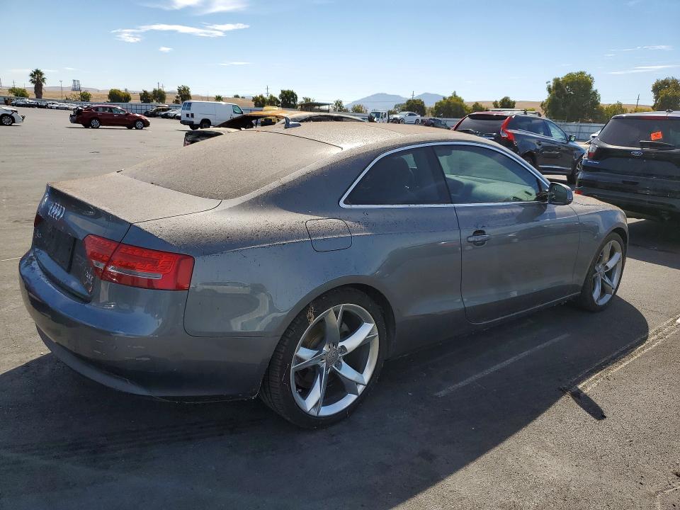 Продажа на аукционе авто 2012 Audi A5, vin: WAULFAFR9CA005054, номер лота: 68485826