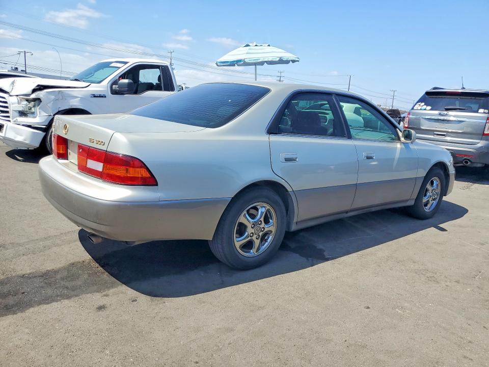 Aukcja sprzedaży 1997 Lexus Es, vin: JT8BF22G1V0040381, numer aukcji: 68746076