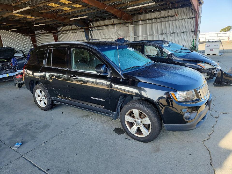 Продаж на аукціоні авто 2015 Jeep Compass, vin: 1C4NJCBB2FD274787, номер лоту: 68718486
