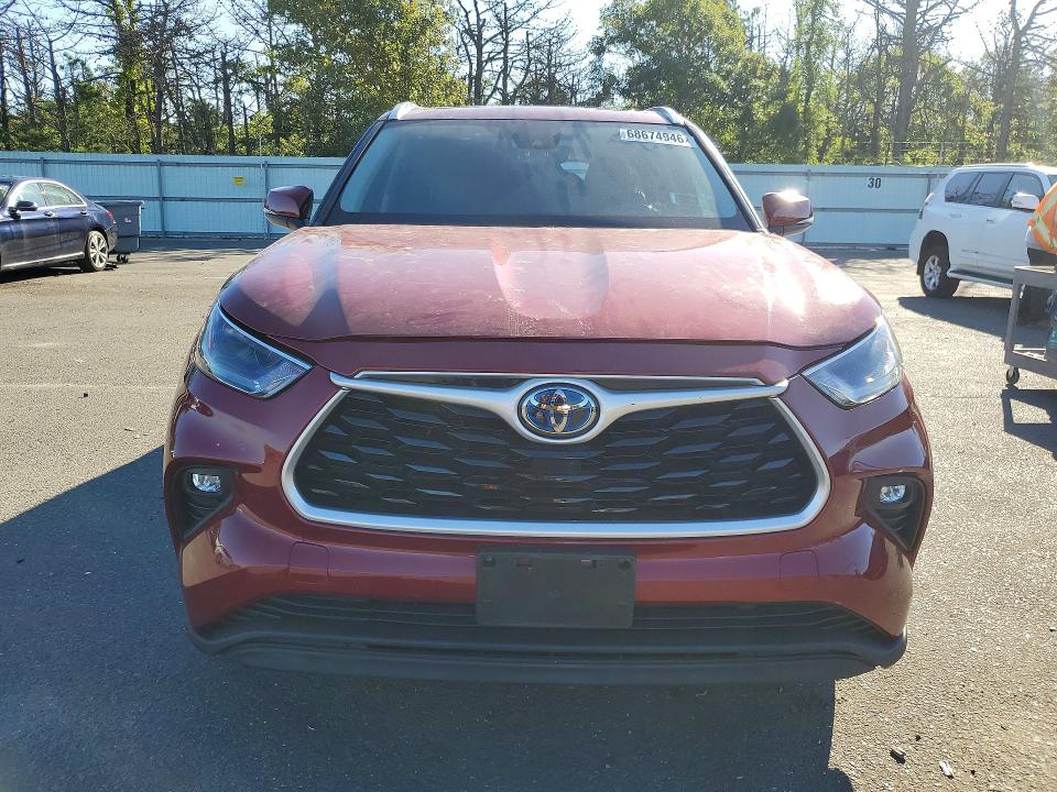 Продажа на аукционе авто 2021 Toyota Highlander, vin: 5TDGBRCH3MS024326, номер лота: 68674946