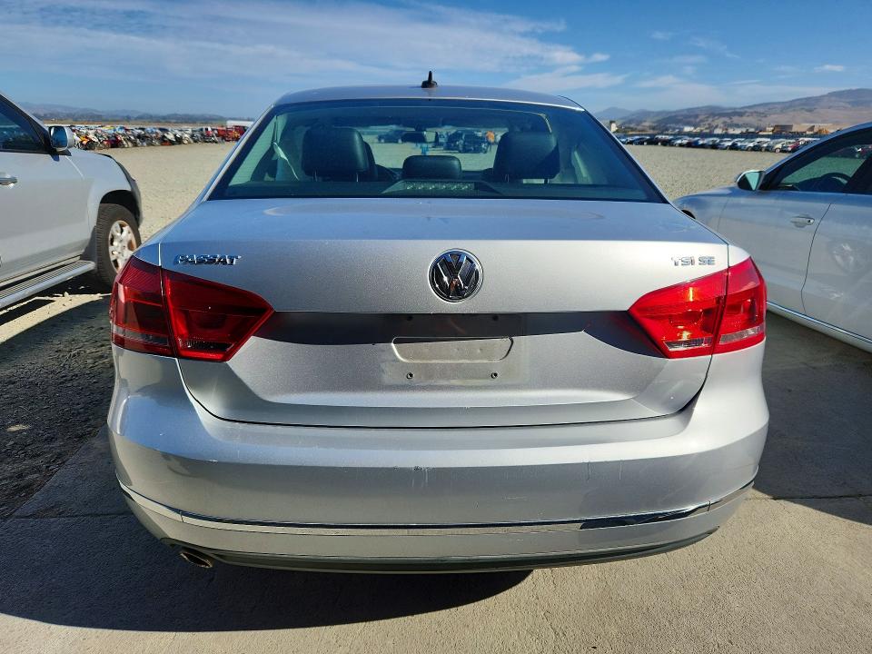 Продаж на аукціоні авто 2015 Volkswagen Passat, vin: 1VWBT7A38FC015528, номер лоту: 68684056