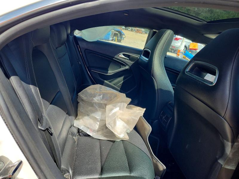 68280576 :رقم المزاد ، WDDSJ4EB8JN645528 vin ، 2018 Mercedes-benz Cla مزاد بيع