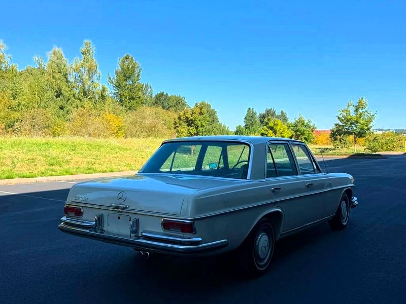 Продаж на аукціоні авто 1967 Mercedes-benz 250se, vin: 12034825, номер лоту: 69581256