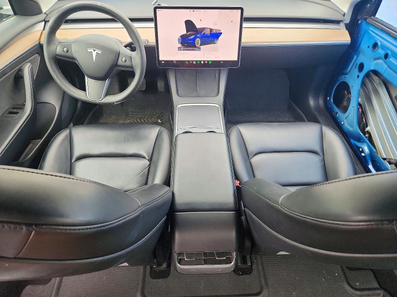 68934116 :رقم المزاد ، 5YJ3E1EA1NF190843 vin ، 2022 Tesla Model 3 مزاد بيع