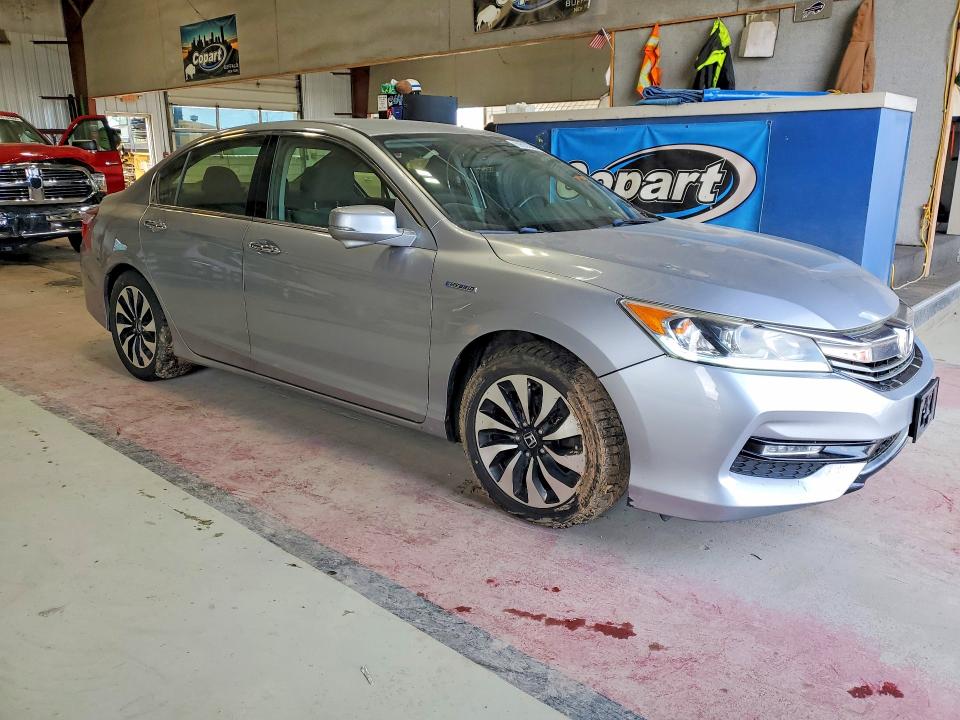 2017 Honda Accord მანქანა იყიდება აუქციონზე, vin: JHMCR6F38HC010355, აუქციონის ნომერი: 69933306