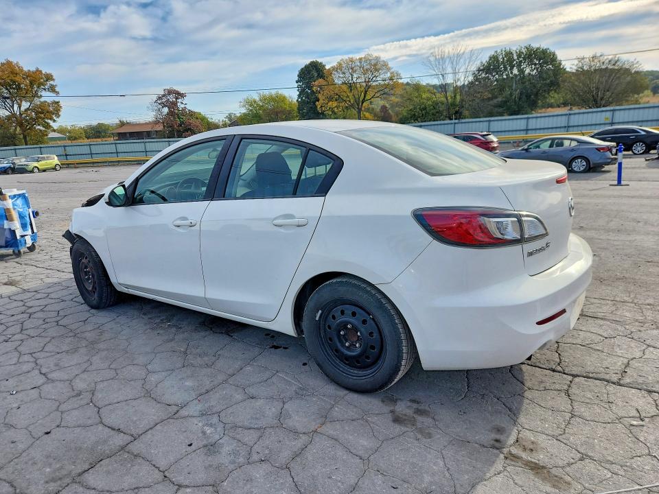 2013 Mazda 3 მანქანა იყიდება აუქციონზე, vin: JM1BL1TF1D1735303, აუქციონის ნომერი: 70838736