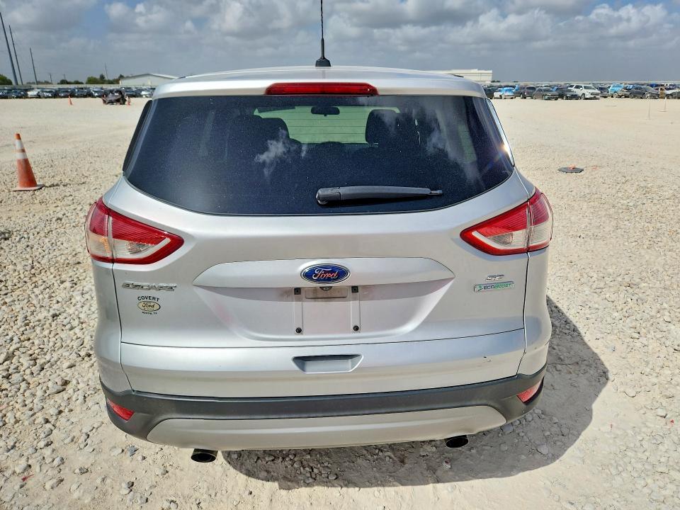 2015 Ford Escape Se მანქანა იყიდება აუქციონზე, vin: 1FMCU0GX6FUA91115, აუქციონის ნომერი: 68950136